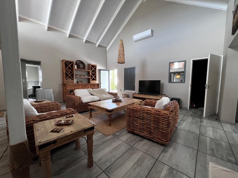 3 Bedroom Property for Sale in Dwarskersbos Western Cape